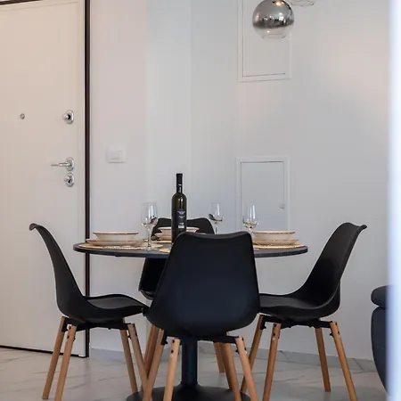 Apartment Cvit *