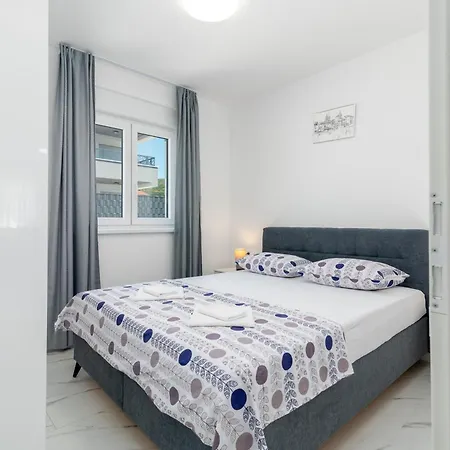 Apartment Cvit *