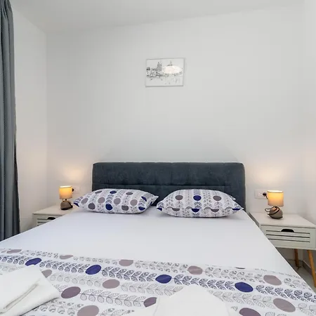 Cvit Apartment Trogir