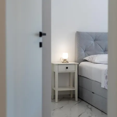 Cvit Apartment *