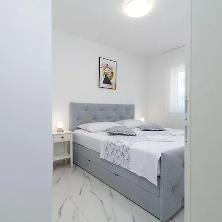 Cvit Apartment Trogir