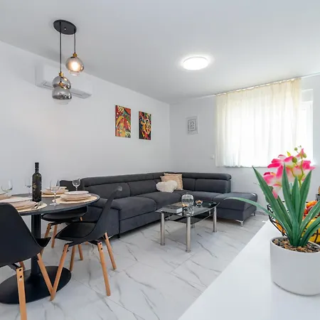 Appartement Cvit Trogir