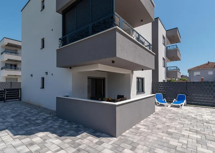 Cvit Apartment Trogir